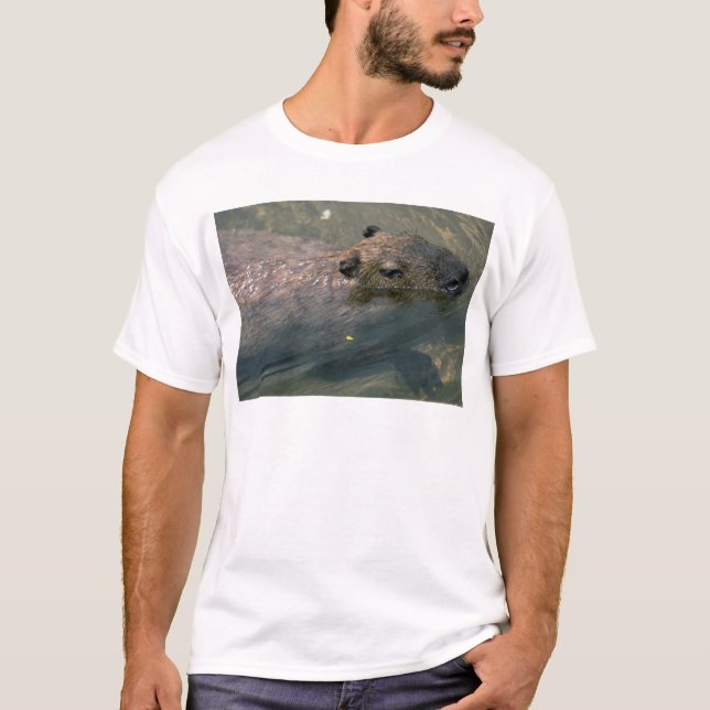 Capybaraschwimmen T-Shirt (Vorderseite)