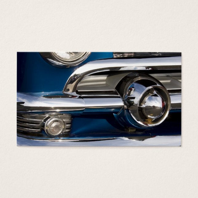 Car Chrome Closeup (Vorderseite)