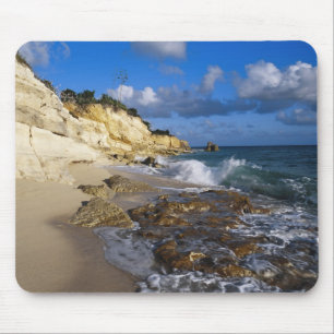 Caribbean, St. Martin, Cliffs am Strand von Cupeco Mousepad