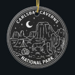 Carlsbad Caverns Nationalpark Vintag Keramik Ornament<br><div class="desc">Carlsbad Caverns monoline Design. Der Park umfasst mehr als 100 Höhlen. Stalaktiten klammern sich an das Dach des Big Room,  ein riesiger Untergrund in der Höhle.</div>