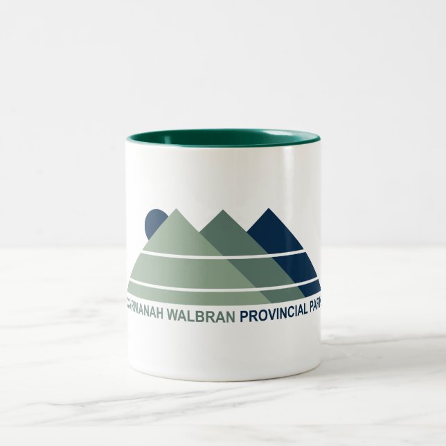 Carmanah Walbran Provincial Park Mountain Zweifarbige Tasse (Mittel)