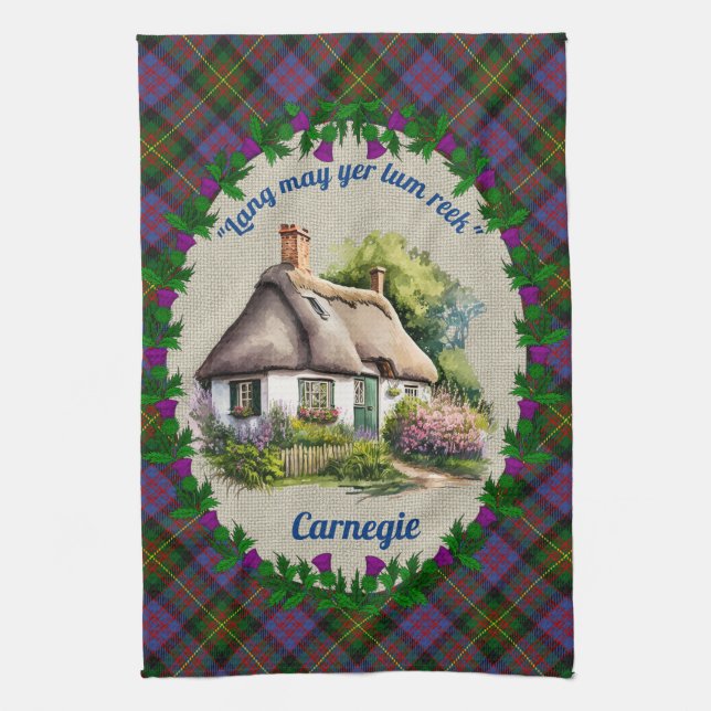 Carnegie Thatched Hütte & Tartan Personalisiert Geschirrtuch (Vertikal)