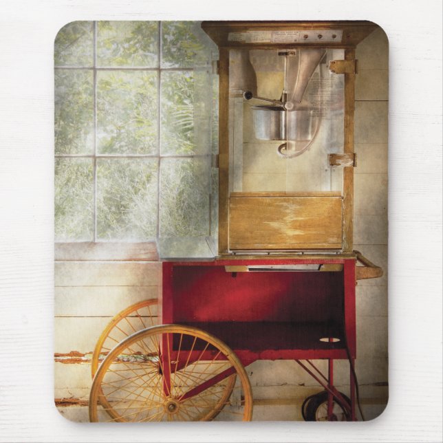 Carnie - Der Popcorn-Karren Mousepad (Vorne)