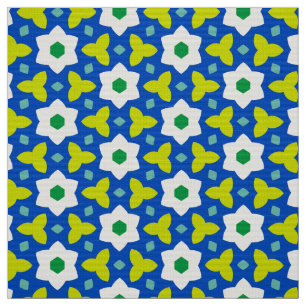 CARNIVAL - Niedliche Blume über blaues geometrisch Stoff