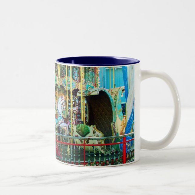 Carousel-Tasse Zweifarbige Tasse (Rechts)