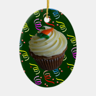 Carrot Cake Cupcake mit Confetti Keramik Ornament