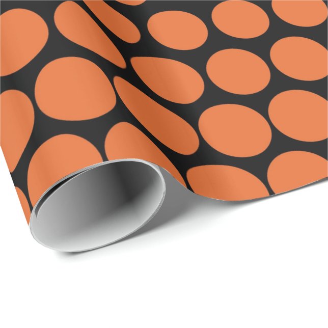 Carrot Orange Polka Dot Modern Black Geschenkpapier (Rolleneckpunkt)
