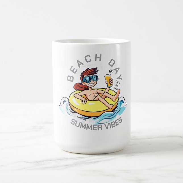 Cartoon am Strand auf aufblasbarem Ring Kaffeetasse (Mittel)