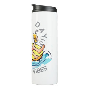 Cartoon am Strand auf aufblasbarem Ring Thermosbecher