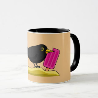 Cartoon Blackbird isst eine Eiscreme Tasse