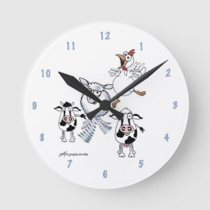 Cartoon cow, bull, sheep and chicken on a clock runde wanduhr