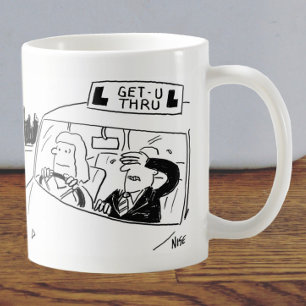 Cartoon des Fahrlehrers oder des Prüfers Kaffeetasse