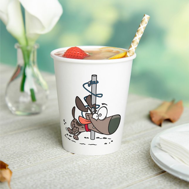 Cartoon Dog geknallt um den Pole mit Leine Pappbecher (Von Creator hochgeladen)