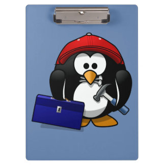 Cartoon-HandwerkerPenguin mit blauem Hintergrund Klemmbrett