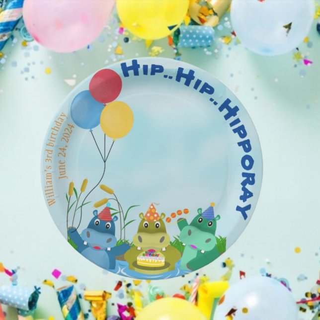 Cartoon Hippo feiert Geburtstag am Fluss Pappteller (Von Creator hochgeladen)