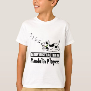 Cartoon Hund leicht abgelenkt von Mandolin Spieler T-Shirt