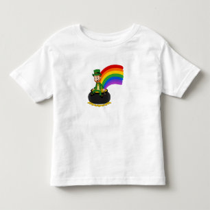 Cartoon leprechaun auf einem Topf aus Gold Kleinkind T-shirt