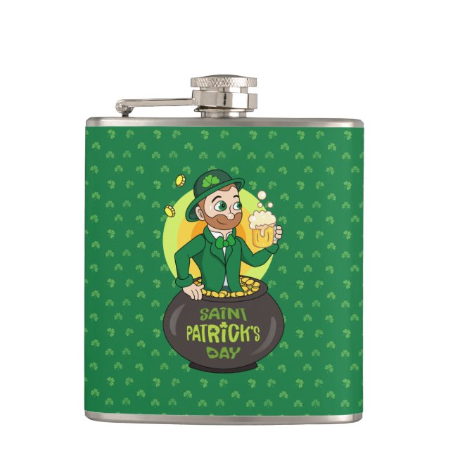 Cartoon leprechaun in einem Topf mit einem Pint Flachmann (Vorderseite)