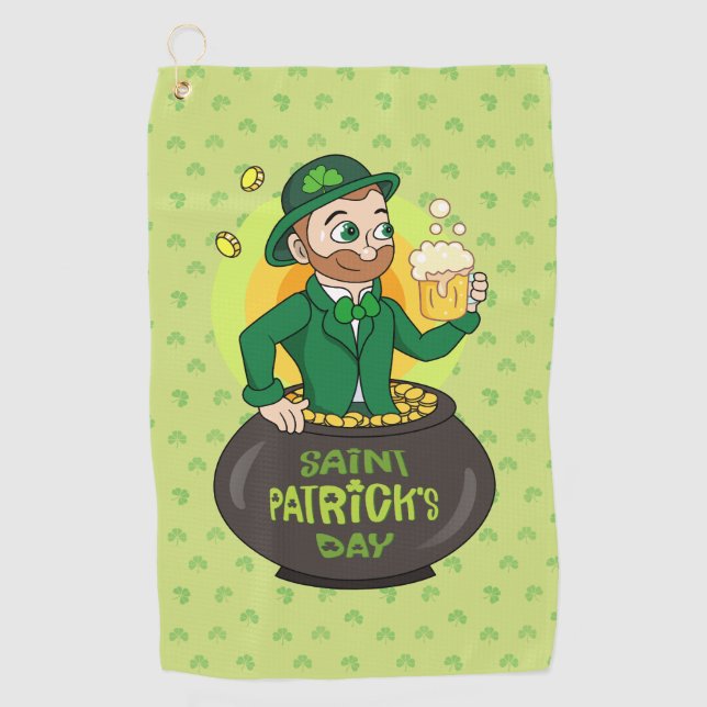 Cartoon leprechaun in einem Topf mit einem Pint Golfhandtuch (Vorderseite)