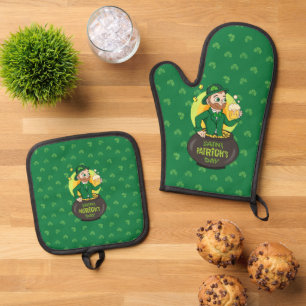 Cartoon leprechaun in einem Topf mit einem Pint Ofenhandschuh & Topflappen-Set
