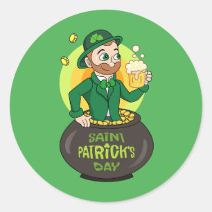 Cartoon leprechaun in einem Topf mit einem Pint Runder Aufkleber