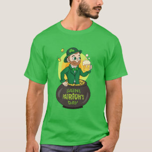 Cartoon leprechaun in einem Topf mit einem Pint T-Shirt