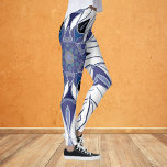 Cartoon Mandala Blume Blau Lila und weiß Leggings<br><div class="desc">Dieses trendige mandala Blume Design ist blau,  lila und weiß in einem Cartoon Stil. Trippige geometrische Visuals für den modernen Hippie oder Liebhaber lebendiger Farben!</div>