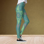 Cartoon Mandala Blume Grün und Blau Leggings<br><div class="desc">Dieses trendige Mandala Blume Design ist grün und blau in einem Cartoon Stil. Trippige geometrische Visuals für den modernen Hippie oder Liebhaber lebendiger Farben!</div>