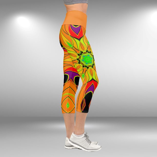 Cartoon Mandala Blume Orange Green und Red Capri Leggings (Von Creator hochgeladen)