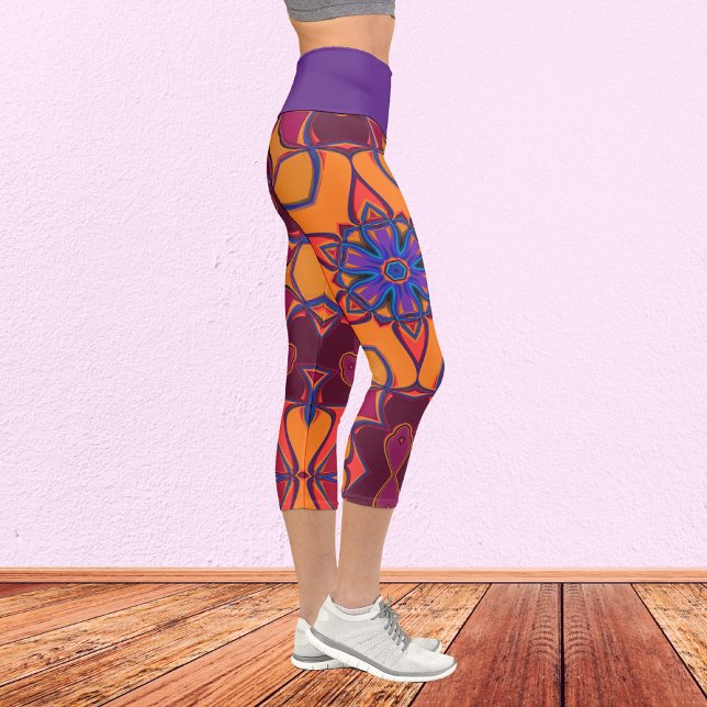 Cartoon Mandala Blume Orange Lila und blau Capri Leggings (Von Creator hochgeladen)