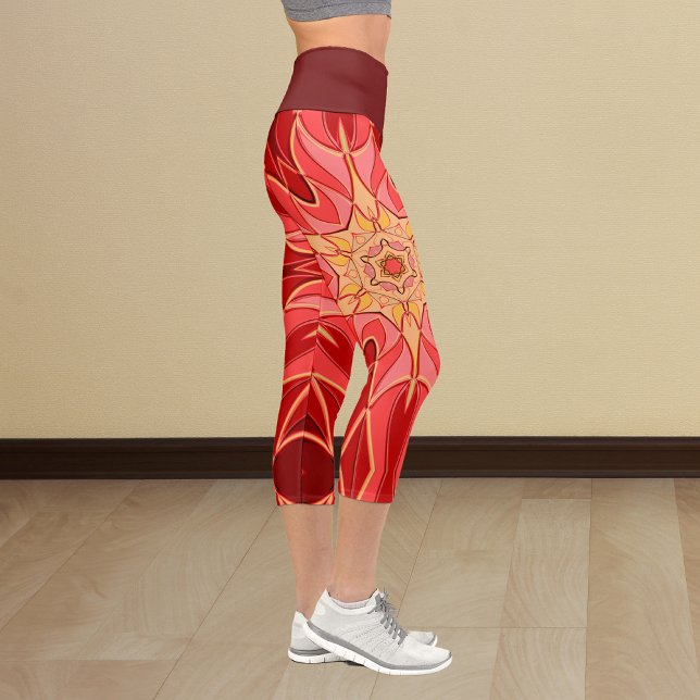 Cartoon Mandala Blume Rot und Orange Capri Leggings (Von Creator hochgeladen)