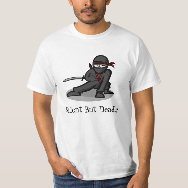 Cartoon Ninja "still aber tot " T-Shirt (Vorderseite)