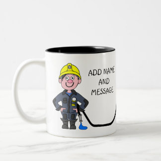 Cartoon of Fireman Holding His hose Zweifarbige Tasse