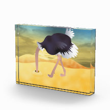 Cartoon Strauß mit Kopf in Sand