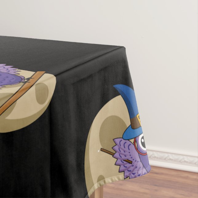 Cartoon Zauberer Ausblättern auf Zimmermuster Tischdecke (Beispiel)