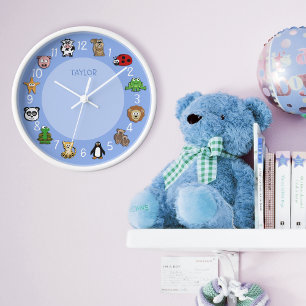 Cartoon-Zeichen mit Namen Blau Uhr