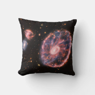 Cartwheel Galaxy JWST James Webb Space Telescope Kissen