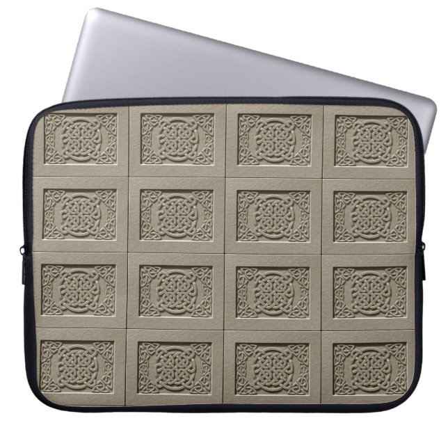 Carved Stone Texture Celtic Knots Laptop Sleeve (Vorderseite)