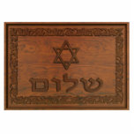 Carved Wood Shalom Fotoskulptur Magnet<br><div class="desc">Das Werk ist mit einer computergenerierten "alten Holzschnitzerei" eines Magen David (Star of David),  Text mit dem Text "Shalom" und einer Blumengrenze versehen.</div>
