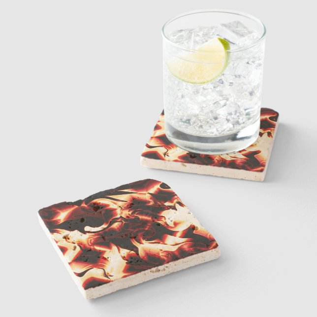 Carvingfeuer auf dunkelrotem Hintergrund Steinuntersetzer (Seitenansicht)