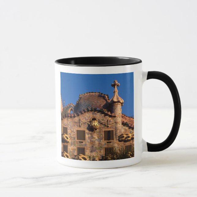 Casa Batilo, Gaudi Architecture, Barcelona, Tasse (Rechts)