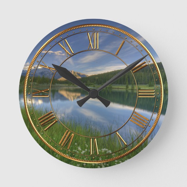 Cascade Ponds Canada Runde Wanduhr (Vorderseite)