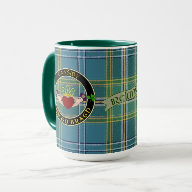 Cassidy Irish Claddagh Personalisiert Tasse (Vorderseite Links)