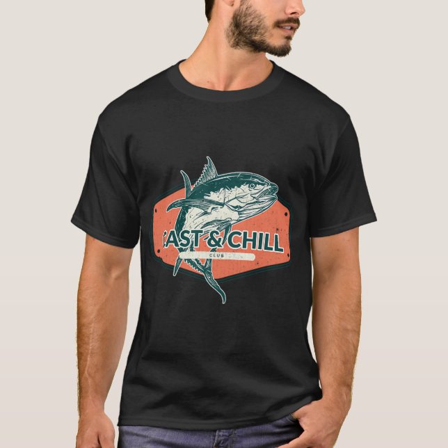 Cast & Chill Club  T-Shirt (Vorderseite)