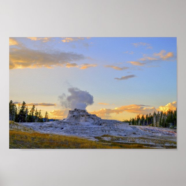 Castle Geyser at Sunset, Yellowstone National Park Poster (Vorne)