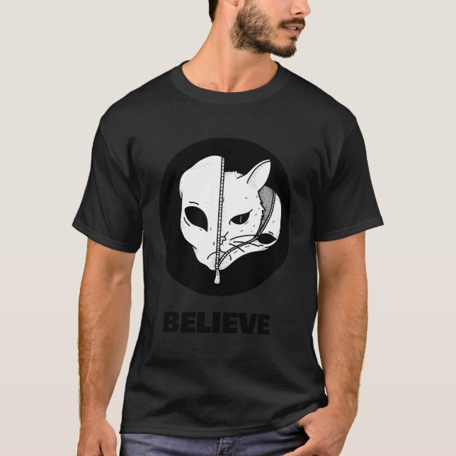 Cat Alien Ufo Martian Ufologist Space Glauben T-Shirt (Vorderseite)