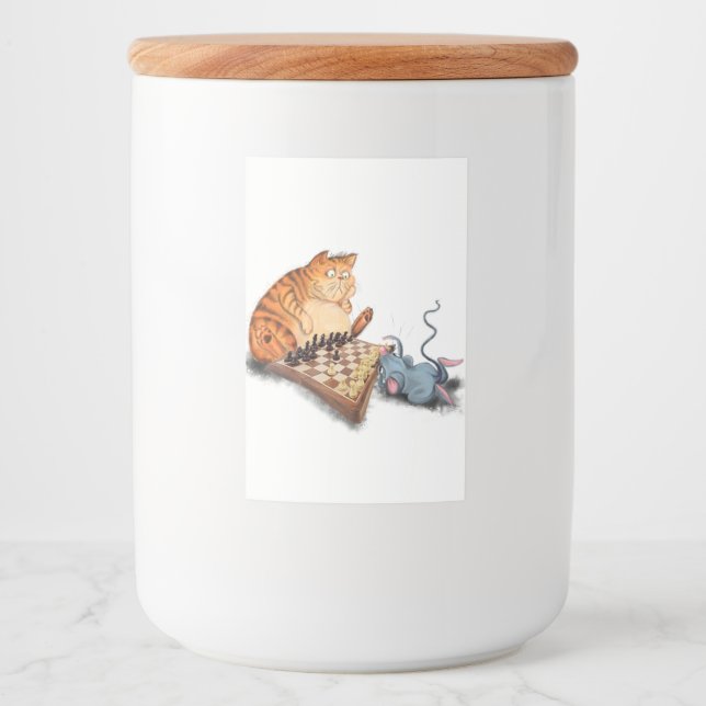 Cat and Mouse Playing Chess Cartoon Drawing Funny  Lebensmitteletikett (Vorderseite)