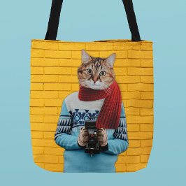 Cat Fotograf in Vintag Sweater Quirky