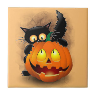 Cat Fun Halloween Character biting a Pumpkin  Fliese