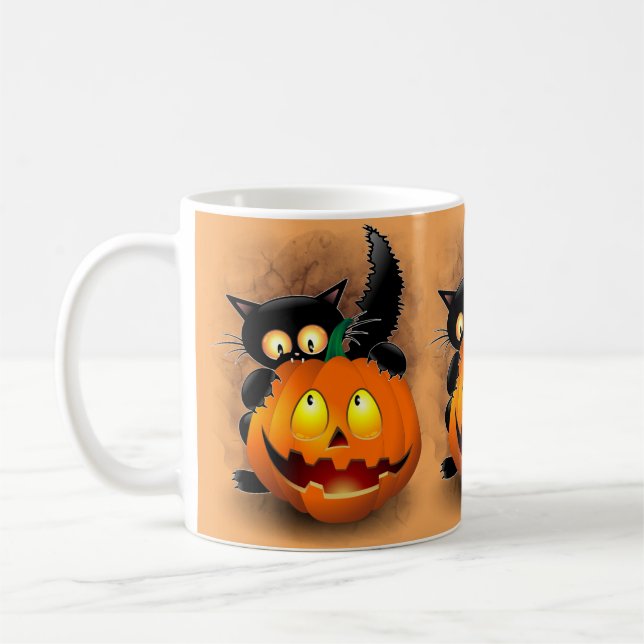 Cat Fun Halloween Charakter beißt einen Kürbis Kaffeetasse (Links)